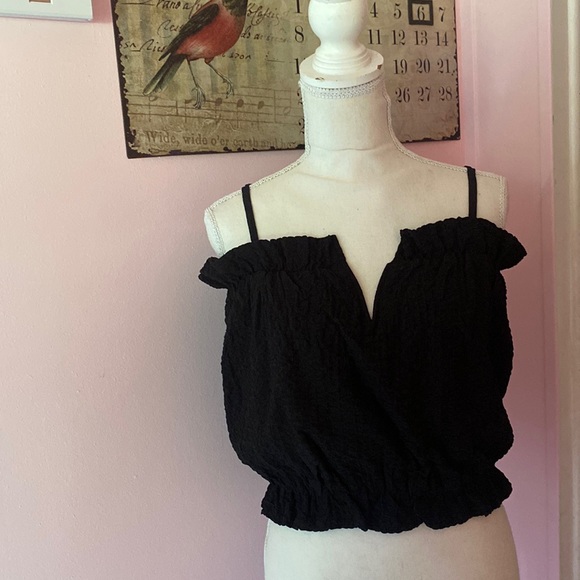 Entro Black Spagetti Strap Ruffled Top Size Small - Picture 7 of 8